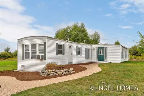 3080 W 48th, Fremont, MI 49412