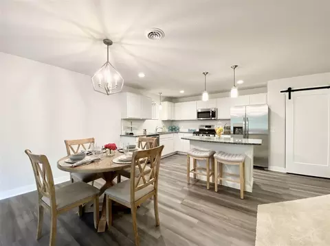 Dining - Unit 111 Highpoint, Wayland, MI 49348 photo 2 of 3
