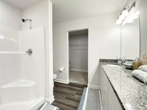 Bath - Unit 111 Highpoint, Wayland, MI 49348 photo 1 of 2