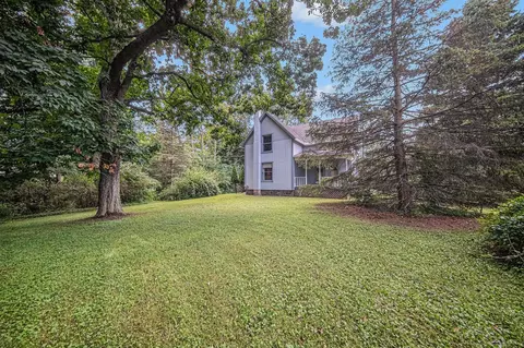2528 N Dettman, Jackson, MI 49201