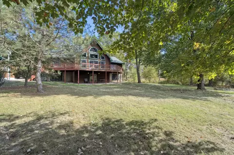 Exterior - 1750 Fox, Jackson, MI 49201 photo 10 of 15