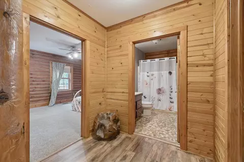 Entry Way - 1750 Fox, Jackson, MI 49201 photo 4 of 4