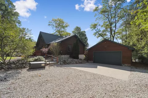 Exterior - 1750 Fox, Jackson, MI 49201 photo 14 of 15