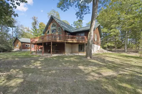 Exterior - 1750 Fox, Jackson, MI 49201 photo 9 of 15