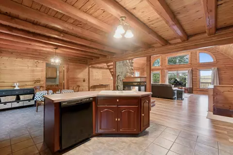 Kitchen - 1750 Fox, Jackson, MI 49201 photo 3 of 5