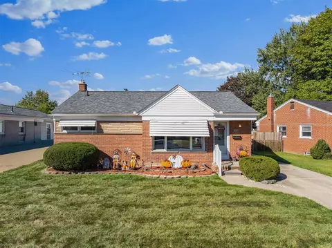 6567 Sterling, Garden City, MI 48135