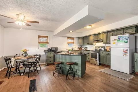 Kitchen - 3926 Divine, Lyons, MI 48851 photo 1 of 2