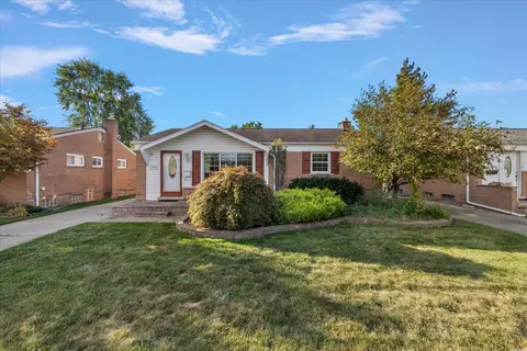 32451 Sandra, Westland, MI 48185