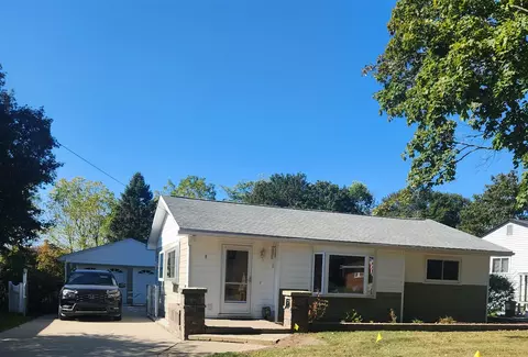 260 Mark Hannah, Saline, MI 48176
