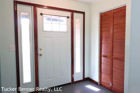 Entry Way - 7800 Mccain, Parma, MI 49269 photo 2 of 2