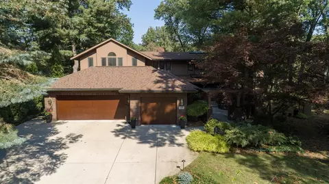 5420 Whippoorwill, Kalamazoo, MI 49009