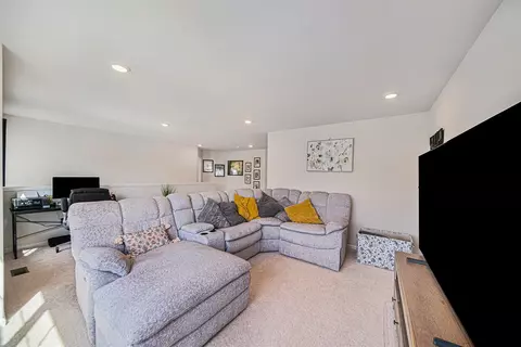 Living - 2732 Wheatfield, Saline, MI 48176 photo 4 of 4