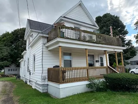 52 W Washington, Zeeland, MI 49464