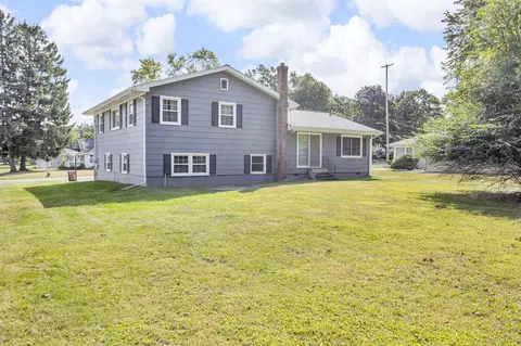 Exterior - 1504 Warren, Jackson, MI 49203 photo 5 of 9