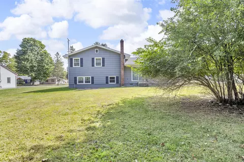 Exterior - 1504 Warren, Jackson, MI 49203 photo 6 of 9