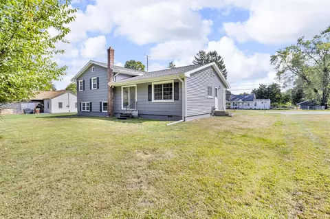 Exterior - 1504 Warren, Jackson, MI 49203 photo 8 of 9