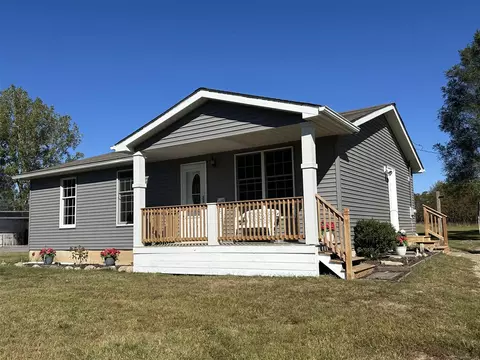 6430 Sharpe, Fowlerville, MI 48836