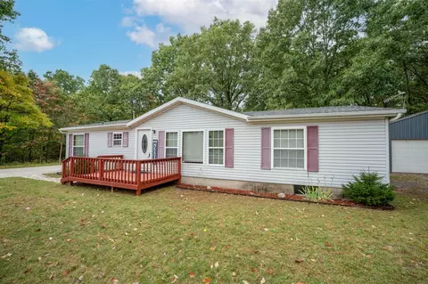 59080 County Road 653, Paw Paw, MI 49079