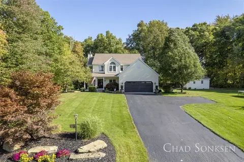 6648 Summerhill, Alto, MI 49302