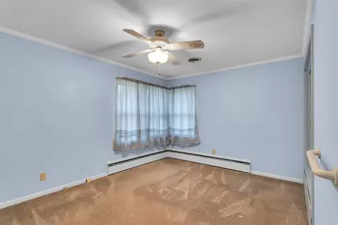 Bedroom - 2100 Ridgeway, Jackson, MI 49203 photo 4 of 6