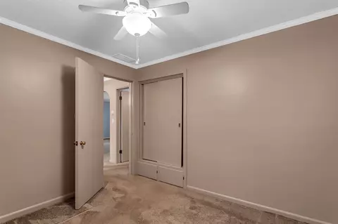 Bedroom - 2100 Ridgeway, Jackson, MI 49203 photo 3 of 6