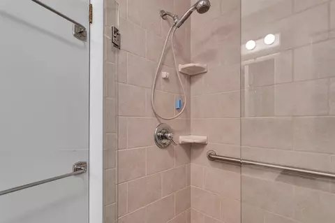 Bath - 2100 Ridgeway, Jackson, MI 49203 photo 2 of 4