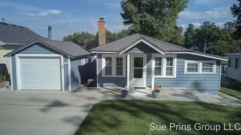 1333 Hess Lk, Grant, MI 49327