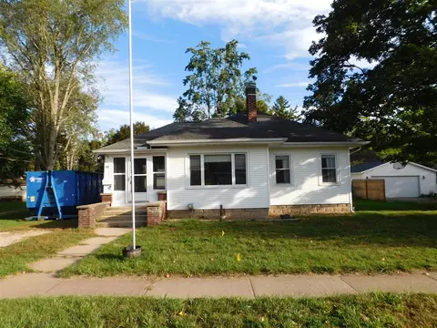315 E Linden, Hartford, MI 49057