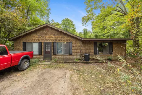 6366 140th, Holland, MI 49423