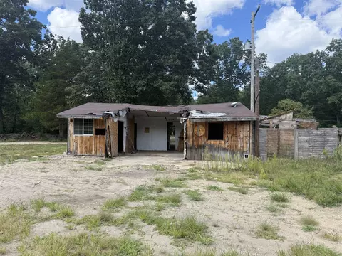 5083 118th, Fennville, MI 49408