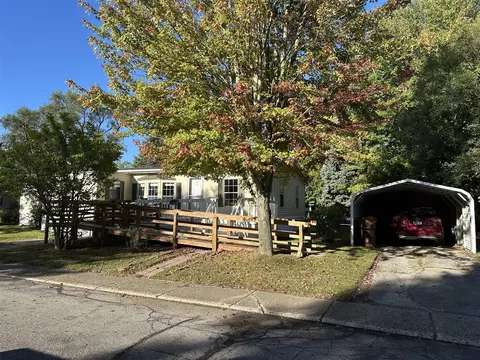 1950 S 13th #LOT 82, Niles, MI 49120