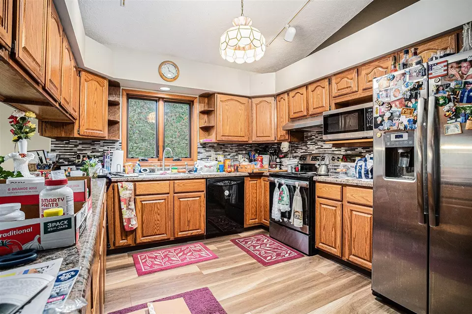 Kitchen - 5205 Kitz, Kalamazoo, MI 49009 photo 1 of 1