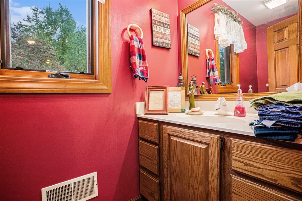Bath - 5205 Kitz, Kalamazoo, MI 49009 photo 1 of 4
