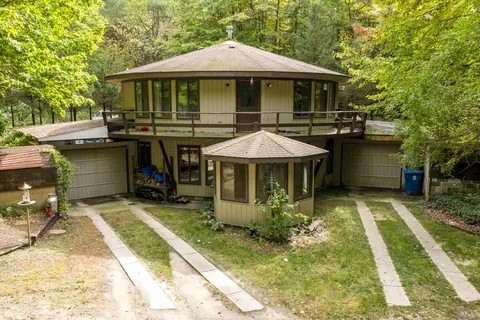 6378 140th, Holland, MI 49423