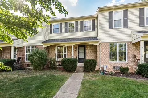 3300 Alpine #10, Ann Arbor, MI 48108