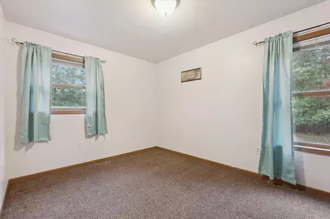 11905 E Spencer, Sumner, MI 48889 photo 23