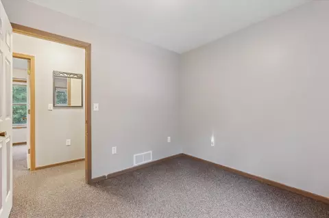 11905 E Spencer, Sumner, MI 48889 photo 27