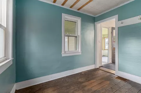 307 Locust, Marshall, MI 49068 photo 24