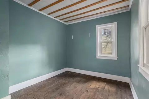 307 Locust, Marshall, MI 49068 photo 23
