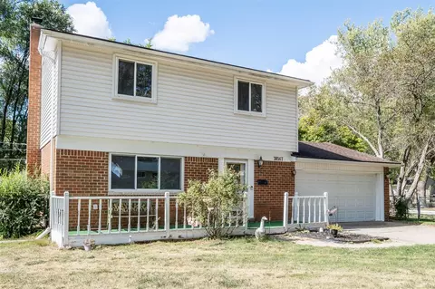 38567 Trafalgar, Sterling Heights, MI 48312