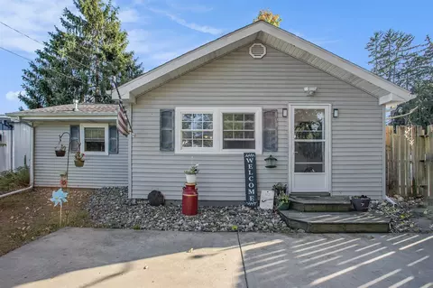 103 W W Ml, Athens, MI 49011