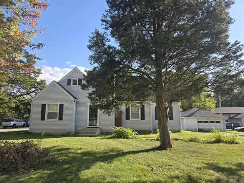 1026 60th, Grand Rapids, MI 49508