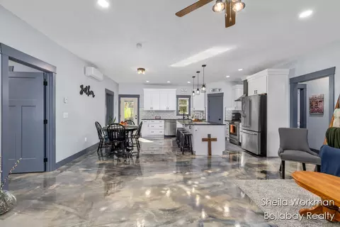 Entry Way - 296 St Johns, Freeport, MI 49325 photo 1 of 1