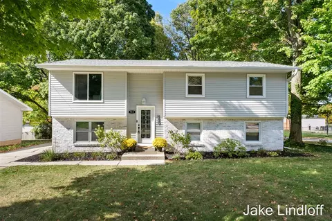 761 Saint Clair, Grand Rapids, MI 49534