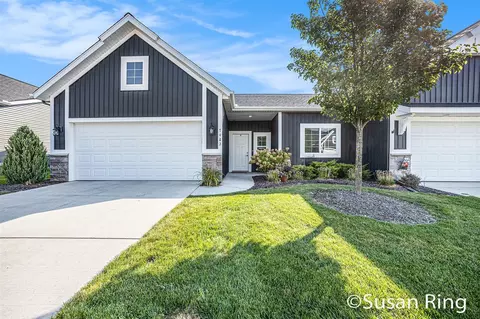 7482 Hardwood, Caledonia, MI 49316