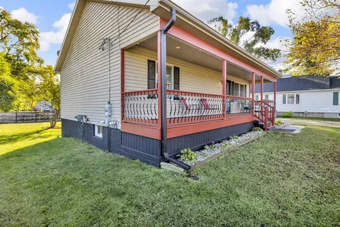 401 24th, Jackson, MI 49203 photo 3
