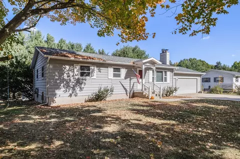 10588 W Harlow, Greenville, MI 48838