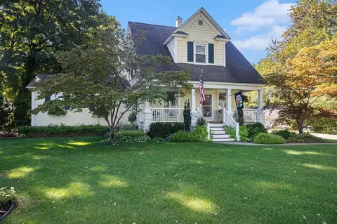 1092 South Shr, Holland, MI 49423