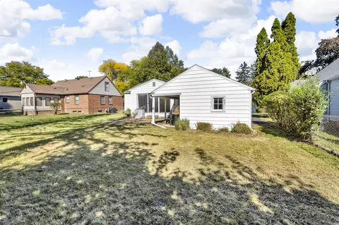 Exterior - 1207 W Morrell, Jackson, MI 49203 photo 4 of 4