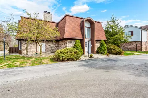 8449 Mathias #17, Grosse Ile, MI 48138